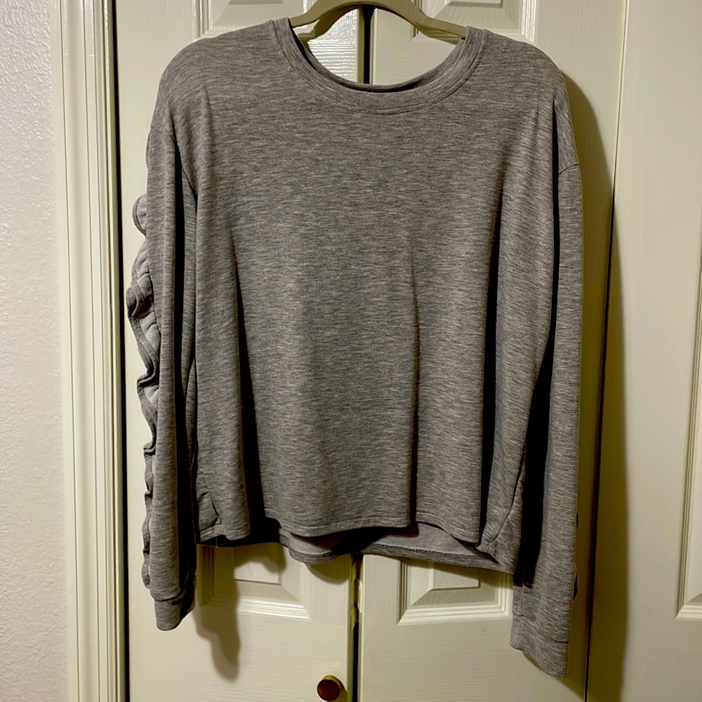 Gray detail sleeve sweatshirt